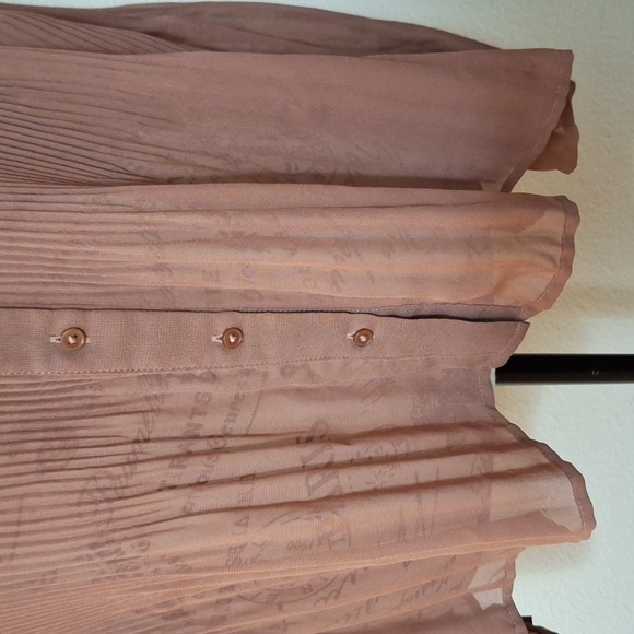 Express Pleated Dress Shirt Sz.L Brown Sheer Vneck Ballon Sleeves - Picture 9 of 14